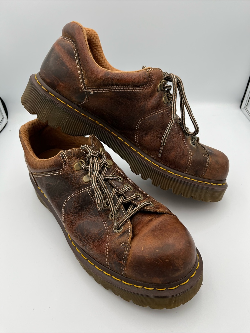 Vintage Doc Martens 10940 Mens Grizzly Chunky Leather Shoes Size 13 US Brown
